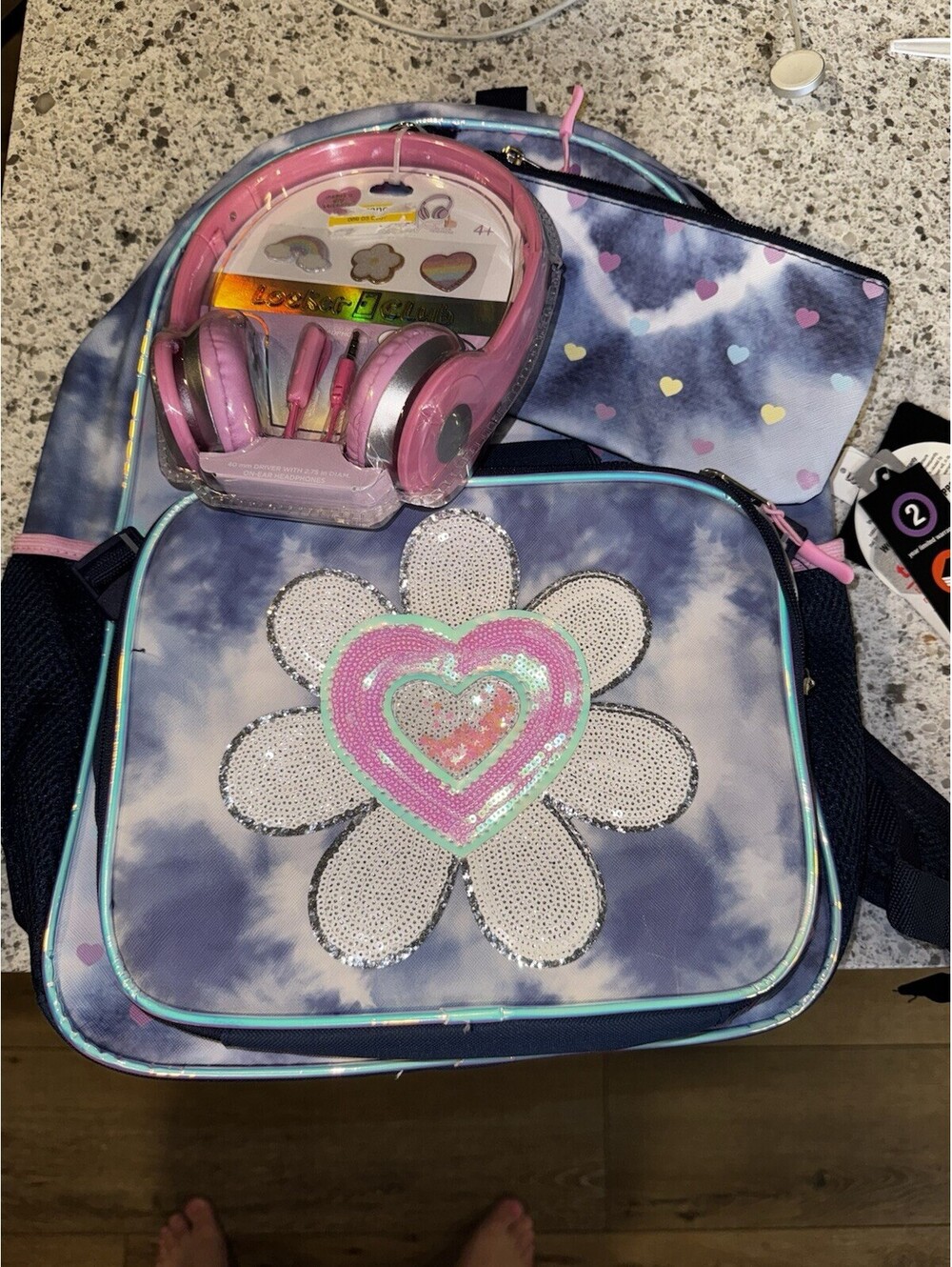 ⭐️Locker Club 4 pc Set Backpack, Lunch Bag, Headphones and Wristlet